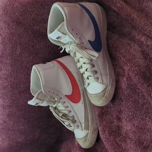 Nike Youth High Tops Size 5